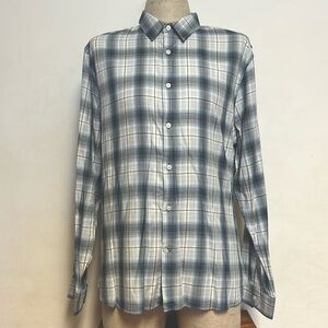 Vince, Men’s long sleeve button down dress shirt. Original price $195.00.